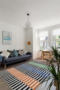 Cavendish Drive E11