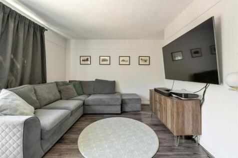 Living-ARea-3.jpg