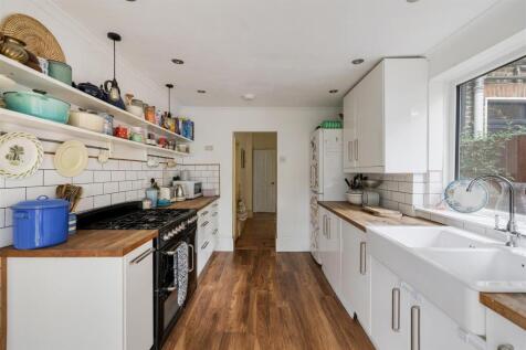Trumpington Road, E7