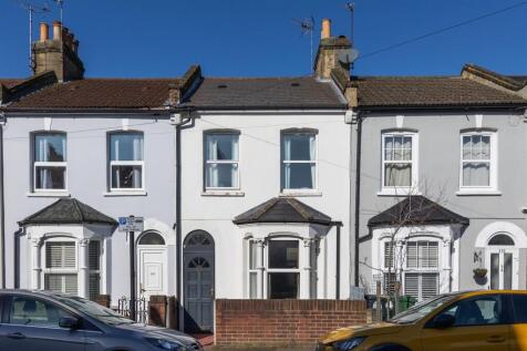 Oakdale Road E11