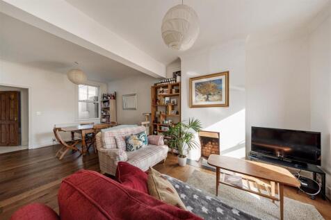 Oakdale Road E11