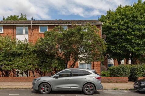 Carnarvon Road E15