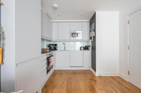 Living-Area-4.jpg