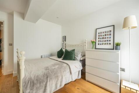 Bedroom-2.jpg