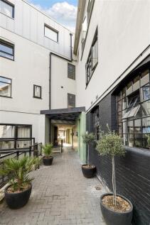 The Dye Factory, E13