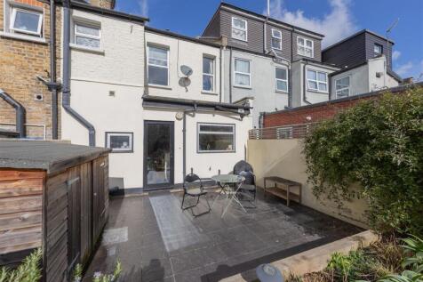 South Esk Road E7