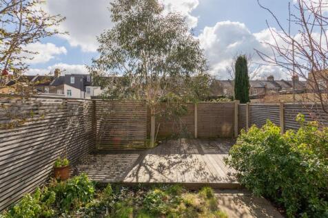 South Esk Road E7