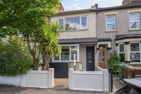 Ramsay Road E7