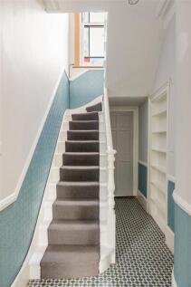 Hampton Road, E7