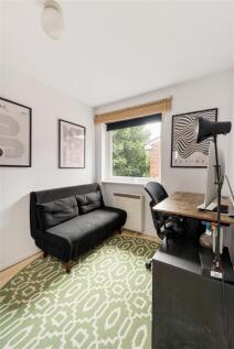 Carnarvon Road, E15