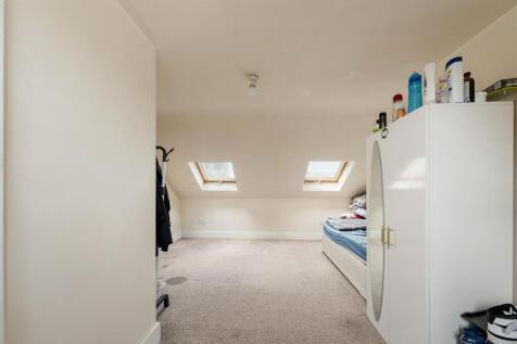 Milton Avenue, E6
