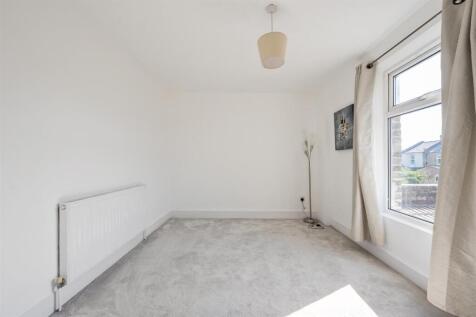 Second-Bedroom-3.jpg