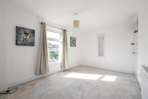 Second-Bedroom-1.jpg