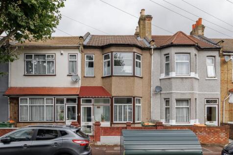 Ruskin Ave, E12