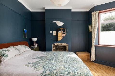 0R7A6767.jpgRuskin Ave, E12