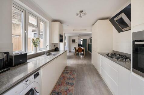Dyers Hall E11