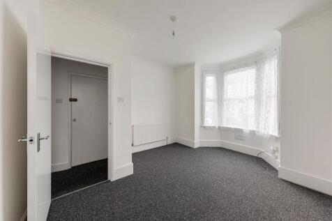 Green Street E7