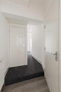 Green Street E7