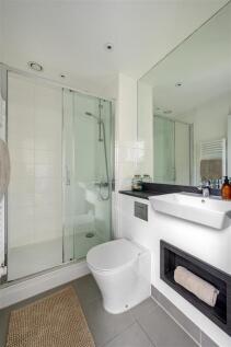 First-Bedroom-Ensuite.jpg