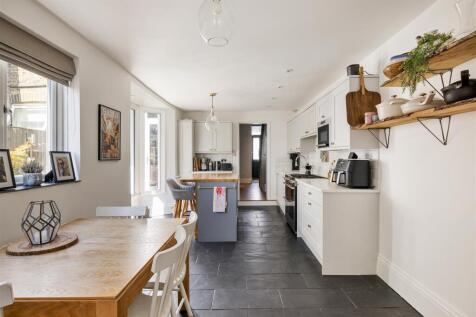 Ramsay Road E7