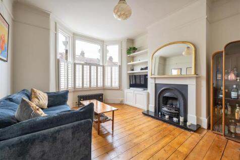 Kings Road E11