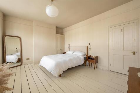 Kings Road E11