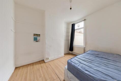Keogh Road, E15