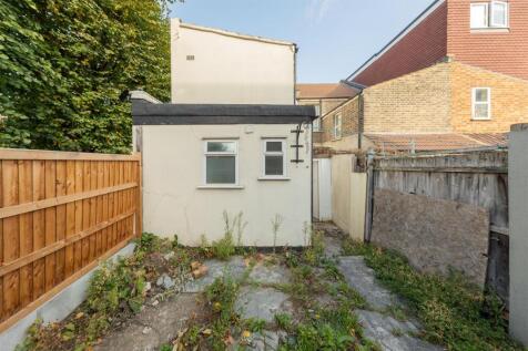 Keogh Road, E15