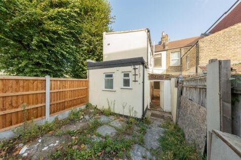 Keogh Road, E15