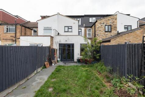 Richmond Road, E11