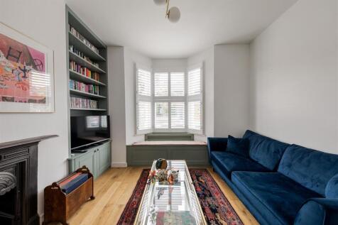 Ashville Road, E11