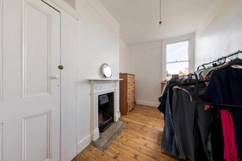 Harpenden Road E12