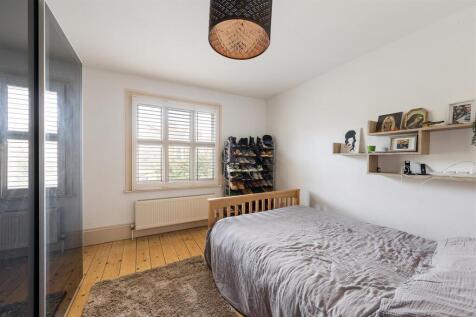 Harpenden Road E12