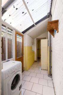 Woodcote Road E11