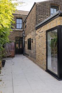 Durham Road E12