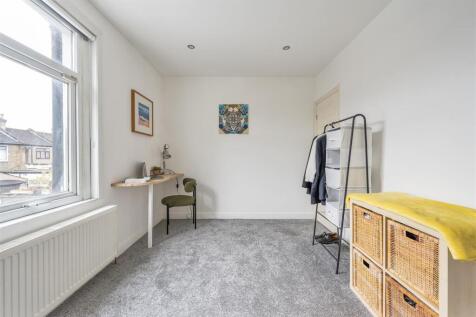 Trumpington Road, E7