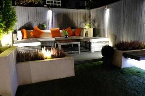 NightSeating.JPG