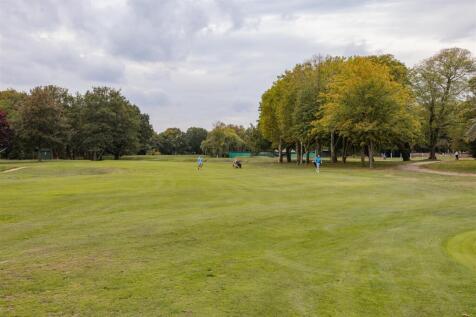 The Warren Drive, E11
