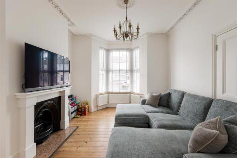 Boleyn Road, E7