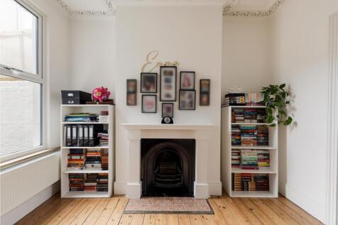 Boleyn Road, E7