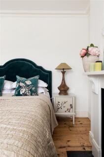 Boleyn Road, E7