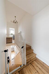 Boleyn Road, E7