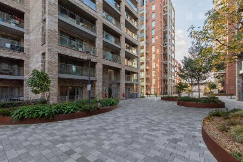 Shipbuilding Way E13