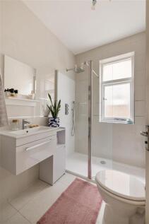 Blake Hall Road, E11