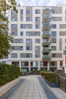 Honour Lea Avenue E20