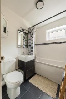 High Road Leytonstone, E11