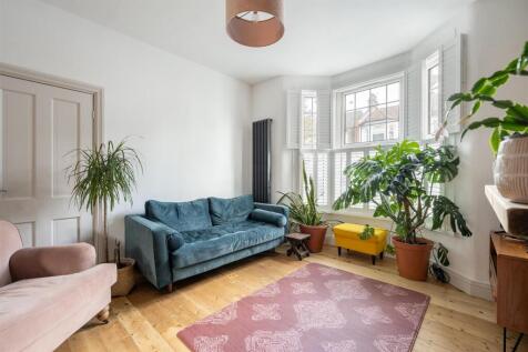 St. Winefride&#39;s Avenue, E12