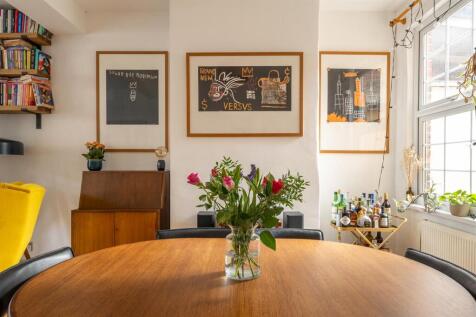 St. Winefride&#39;s Avenue, E12