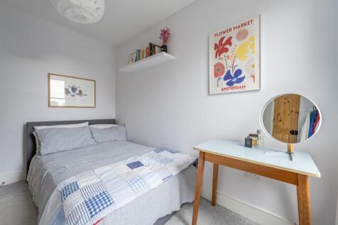 Vansittart Road, E11