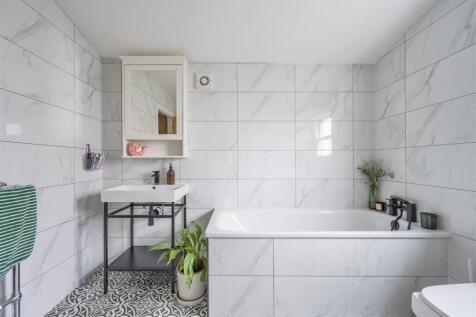 Vansittart Road, E11